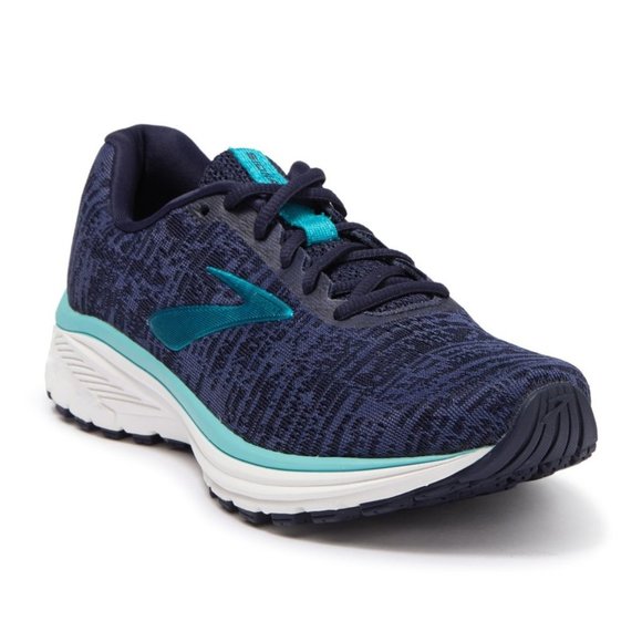 brooks signal running shoe